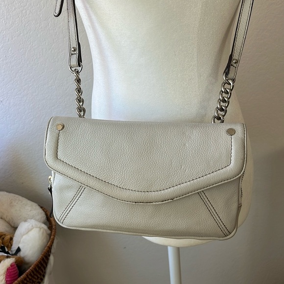 Tiganello Leather Crossbody Grey Zip Top Graphic Satin Lining Vintage SO CUTE - Picture 3 of 15